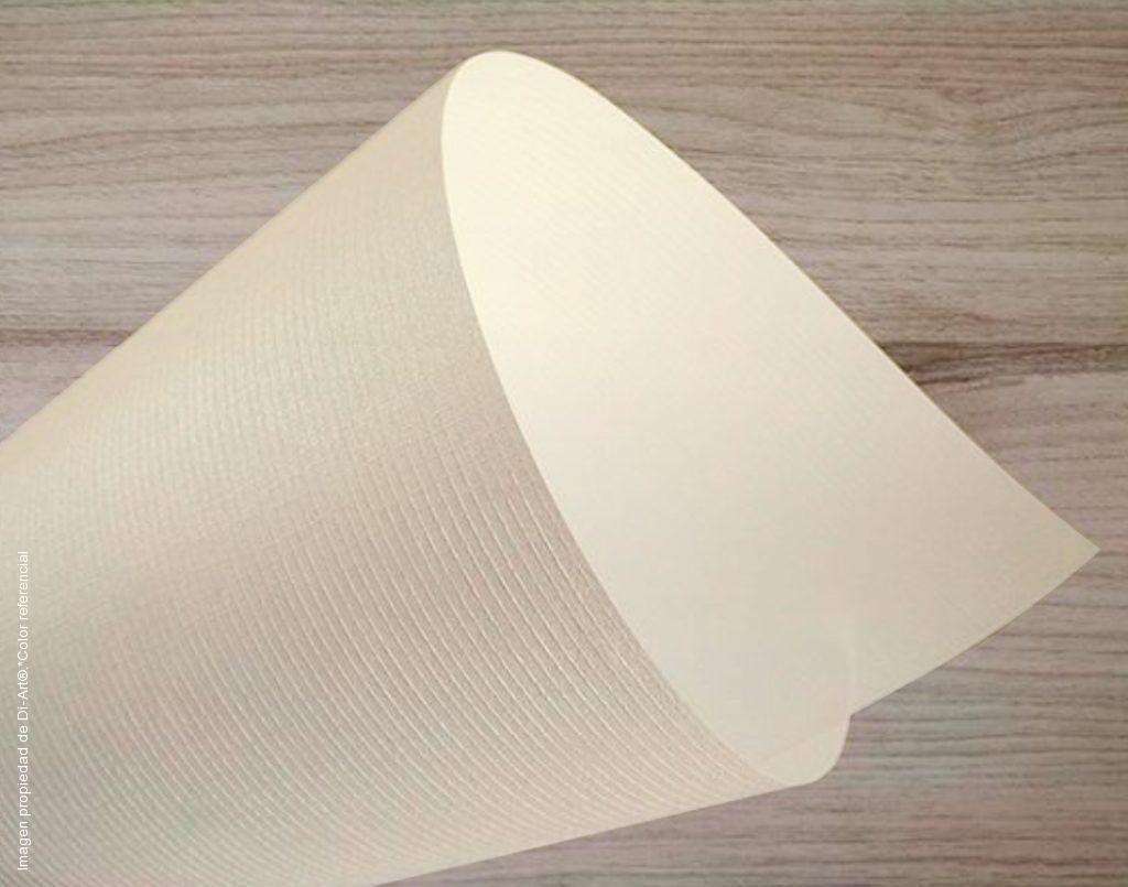 Color Perl white