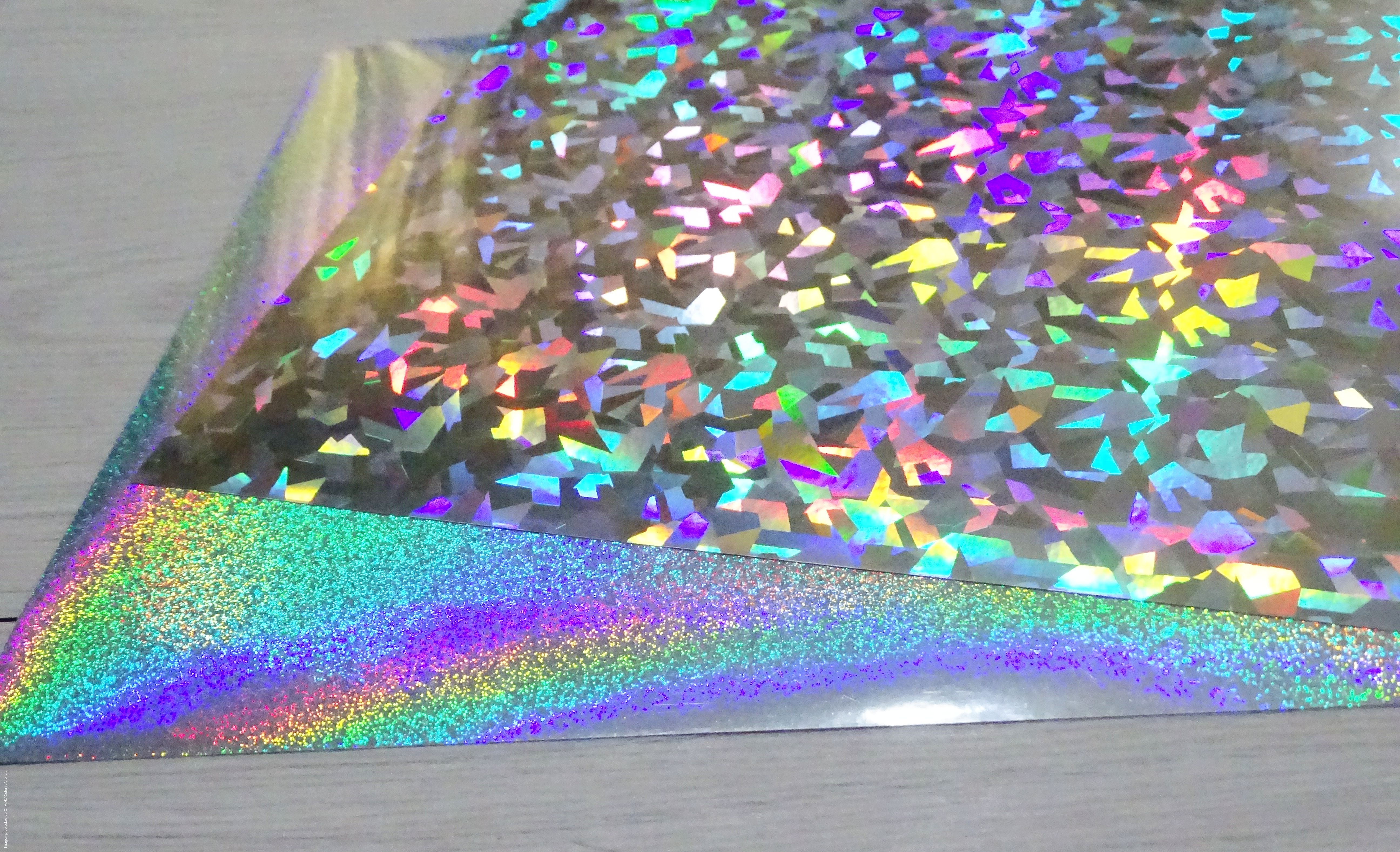 Linen Holographic Linen Holographic colores